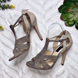 John Richmond NWOT Suede T-Strap Taupe Gray Stilettos Pumps Heels IT40/US10